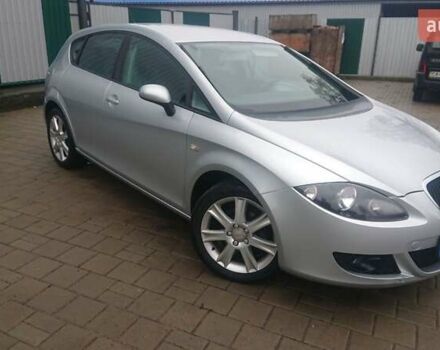 Серый Сеат Леон, объемом двигателя 1.6 л и пробегом 234 тыс. км за 6150 $, фото 4 на Automoto.ua