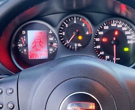 Серый Сеат Леон, объемом двигателя 2 л и пробегом 280 тыс. км за 7900 $, фото 7 на Automoto.ua