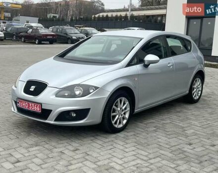 Серый Сеат Леон, объемом двигателя 1.6 л и пробегом 242 тыс. км за 6500 $, фото 2 на Automoto.ua