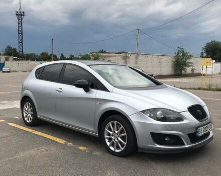 Сірий Сеат Leon, об'ємом двигуна 1.8 л та пробігом 225 тис. км за 9000 $, фото 2 на Automoto.ua