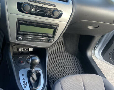 Сірий Сеат Leon, об'ємом двигуна 1.6 л та пробігом 220 тис. км за 8200 $, фото 11 на Automoto.ua