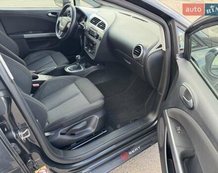 Сірий Сеат Leon, об'ємом двигуна 1.8 л та пробігом 176 тис. км за 7900 $, фото 27 на Automoto.ua