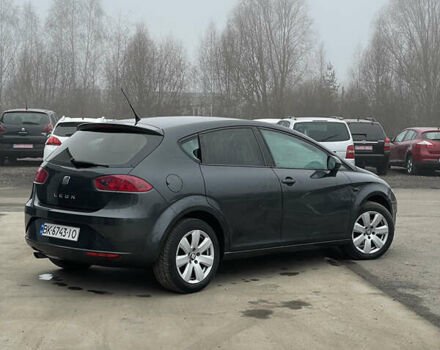 Серый Сеат Леон, объемом двигателя 1.39 л и пробегом 320 тыс. км за 6000 $, фото 4 на Automoto.ua