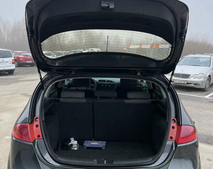 Серый Сеат Леон, объемом двигателя 1.39 л и пробегом 320 тыс. км за 6000 $, фото 14 на Automoto.ua