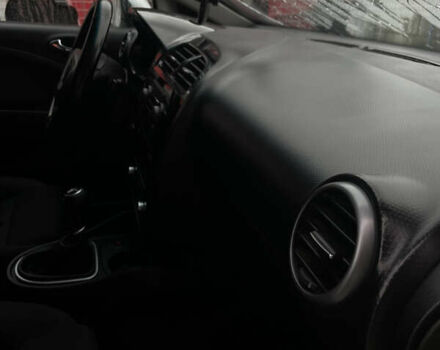 Сірий Сеат Leon, об'ємом двигуна 1.6 л та пробігом 290 тис. км за 5500 $, фото 6 на Automoto.ua