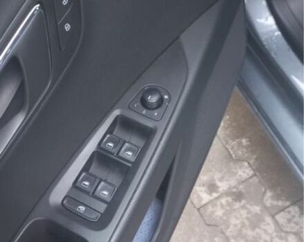 Сеат Леон 2013 в Запорожье на Automoto.ua Серый Сеат Леон, объемом двигателя 1.6 л и пробегом 231 тыс. км за 10800 $, фото 4 на Automoto.ua