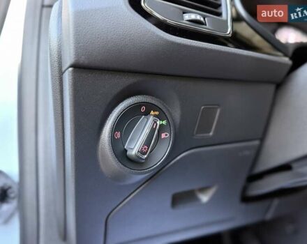 Серый Сеат Леон, объемом двигателя 2 л и пробегом 50 тыс. км за 21900 $, фото 24 на Automoto.ua