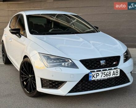 Серый Сеат Леон, объемом двигателя 2 л и пробегом 50 тыс. км за 21900 $, фото 2 на Automoto.ua