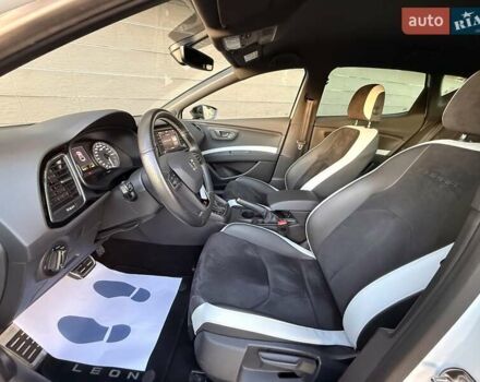 Серый Сеат Леон, объемом двигателя 2 л и пробегом 50 тыс. км за 21900 $, фото 25 на Automoto.ua