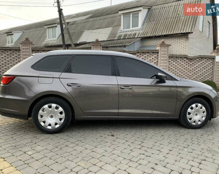 Серый Сеат Леон, объемом двигателя 2 л и пробегом 285 тыс. км за 10600 $, фото 6 на Automoto.ua