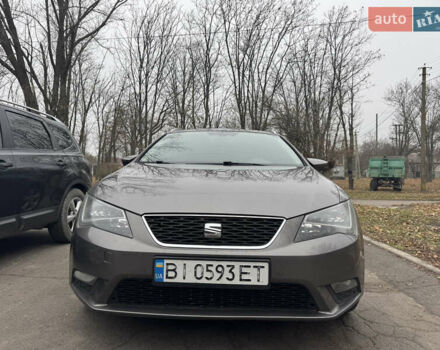 Серый Сеат Леон, объемом двигателя 1.6 л и пробегом 270 тыс. км за 9200 $, фото 3 на Automoto.ua