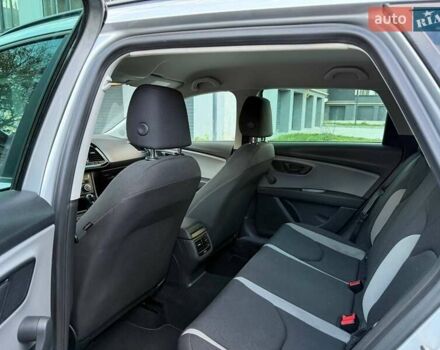 Сеат Леон 2014 в Ивано-Франковске на Automoto.ua Серый Сеат Леон, объемом двигателя 1.6 л и пробегом 154 тыс. км за 11200 $, фото 4 на Automoto.ua