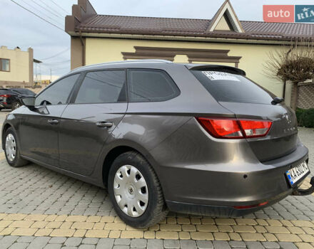 Серый Сеат Леон, объемом двигателя 2 л и пробегом 285 тыс. км за 10600 $, фото 3 на Automoto.ua