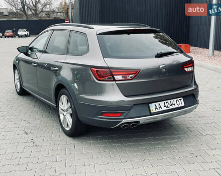 Серый Сеат Леон, объемом двигателя 1.97 л и пробегом 237 тыс. км за 12500 $, фото 2 на Automoto.ua