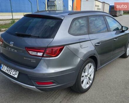 Сеат Леон 2015 в Броварах на Automoto.ua Серый Сеат Леон, объемом двигателя 2 л и пробегом 290 тыс. км за 13000 $, фото 5 на Automoto.ua