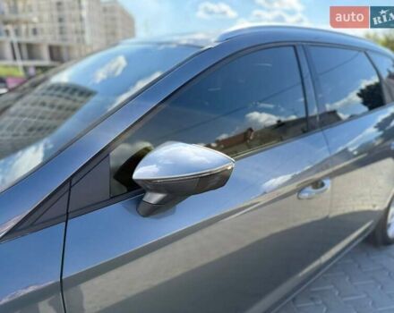 Серый Сеат Леон, объемом двигателя 1.6 л и пробегом 246 тыс. км за 12350 $, фото 2 на Automoto.ua