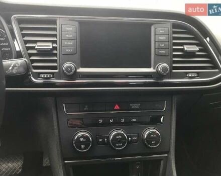 Серый Сеат Леон, объемом двигателя 1.6 л и пробегом 259 тыс. км за 10190 $, фото 7 на Automoto.ua