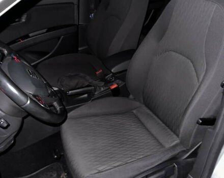 Серый Сеат Леон, объемом двигателя 1.6 л и пробегом 258 тыс. км за 11000 $, фото 8 на Automoto.ua