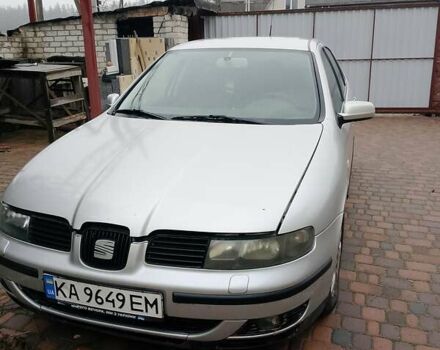 Серый Сеат Леон, объемом двигателя 1.6 л и пробегом 275 тыс. км за 3200 $, фото 1 на Automoto.ua