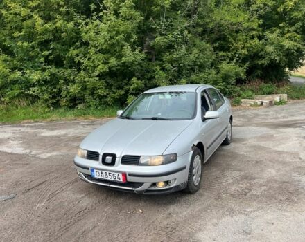 Сірий Сеат Leon, об'ємом двигуна 0 л та пробігом 222 тис. км за 1004 $, фото 1 на Automoto.ua