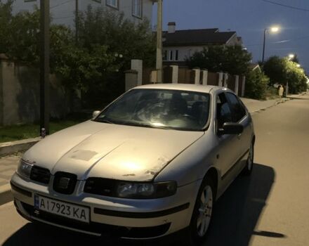 Сірий Сеат Leon, об'ємом двигуна 1.6 л та пробігом 400 тис. км за 2700 $, фото 1 на Automoto.ua
