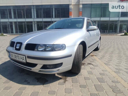 Сеат Leon 2002 у Хмельницькому на Automoto.ua Сірий Сеат Leon, об'ємом двигуна 1.6 л та пробігом 205 тис. км за 4000 $, фото 1 на Automoto.ua
