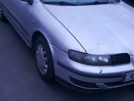 Сірий Сеат Leon, об'ємом двигуна 0 л та пробігом 350 тис. км за 1300 $, фото 1 на Automoto.ua