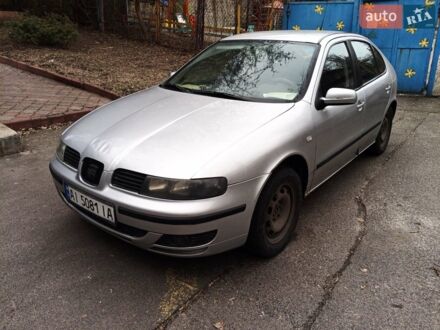 Сірий Сеат Leon, об'ємом двигуна 1.6 л та пробігом 250 тис. км за 3100 $, фото 1 на Automoto.ua