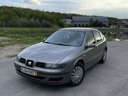 Сеат Leon 2003 у Дніпро (Дніпропетровську) на Automoto.ua Сірий Сеат Leon, об'ємом двигуна 1.6 л та пробігом 258 тис. км за 4599 $, фото 1 на Automoto.ua