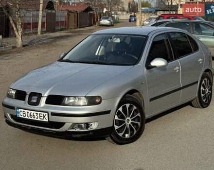 Серый Сеат Леон, объемом двигателя 1.8 л и пробегом 270 тыс. км за 4200 $, фото 1 на Automoto.ua