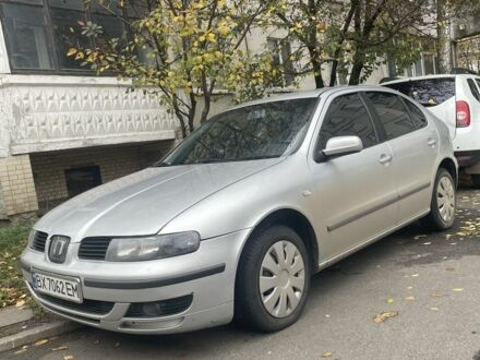 Сірий Сеат Leon, об'ємом двигуна 0 л та пробігом 180 тис. км за 4000 $, фото 1 на Automoto.ua