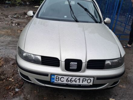 Сірий Сеат Leon, об'ємом двигуна 1.8 л та пробігом 239 тис. км за 1354 $, фото 1 на Automoto.ua