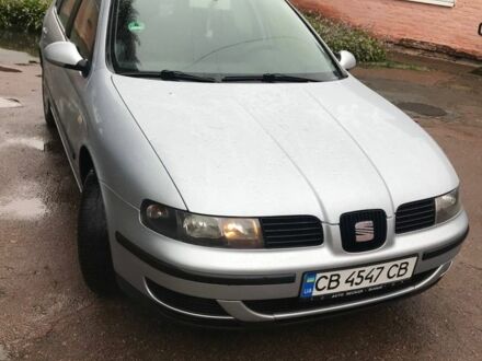 Сеат Leon 2004 у Нежине на Automoto.ua Сірий Сеат Leon, об'ємом двигуна 0.16 л та пробігом 240 тис. км за 4850 $, фото 1 на Automoto.ua