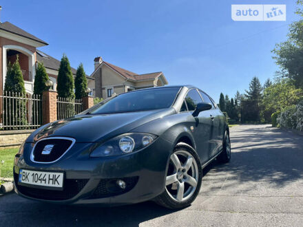 Сірий Сеат Leon, об'ємом двигуна 2 л та пробігом 243 тис. км за 6499 $, фото 1 на Automoto.ua