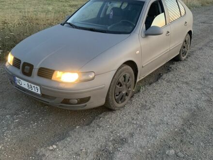 Сеат Leon 2005 у Синельниковом на Automoto.ua Сірий Сеат Leon, об'ємом двигуна 1.9 л та пробігом 500 тис. км за 2100 $, фото 1 на Automoto.ua