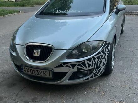 Сірий Сеат Leon, об'ємом двигуна 1.98 л та пробігом 241 тис. км за 4300 $, фото 1 на Automoto.ua