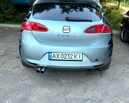 Сірий Сеат Leon, об'ємом двигуна 2 л та пробігом 242 тис. км за 3500 $, фото 1 на Automoto.ua