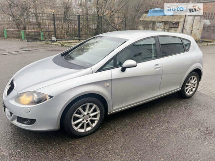 Сеат Leon 2007 у Одесі на Automoto.ua Сірий Сеат Leon, об'ємом двигуна 2 л та пробігом 219 тис. км за 5500 $, фото 1 на Automoto.ua