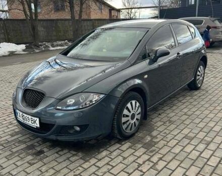 Серый Сеат Леон, объемом двигателя 1.9 л и пробегом 303 тыс. км за 4400 $, фото 1 на Automoto.ua