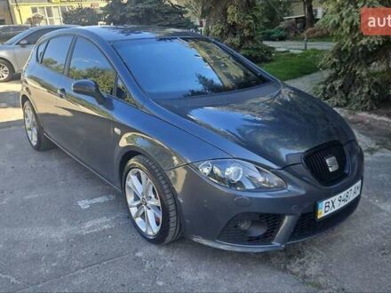 Сірий Сеат Leon, об'ємом двигуна 2 л та пробігом 284 тис. км за 6800 $, фото 1 на Automoto.ua