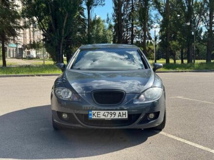 Серый Сеат Леон, объемом двигателя 2 л и пробегом 252 тыс. км за 5325 $, фото 1 на Automoto.ua