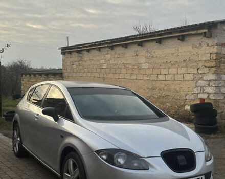Сірий Сеат Leon, об'ємом двигуна 2 л та пробігом 218 тис. км за 4500 $, фото 1 на Automoto.ua
