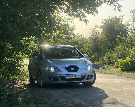 Серый Сеат Леон, объемом двигателя 1.8 л и пробегом 210 тыс. км за 6000 $, фото 1 на Automoto.ua