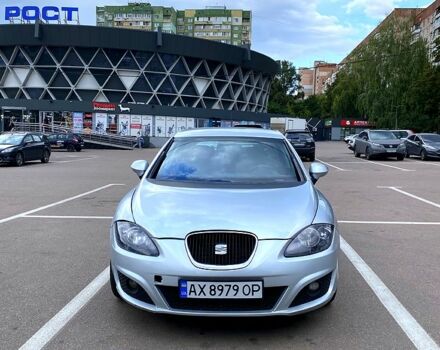 Серый Сеат Леон, объемом двигателя 1.6 л и пробегом 218 тыс. км за 6000 $, фото 1 на Automoto.ua