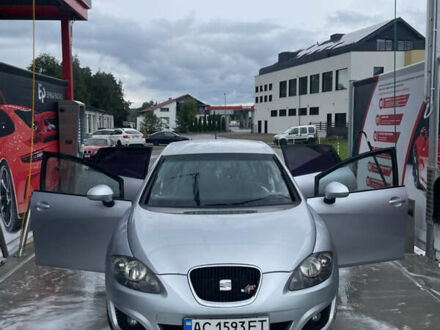 Сірий Сеат Leon, об'ємом двигуна 1.6 л та пробігом 290 тис. км за 6000 $, фото 1 на Automoto.ua