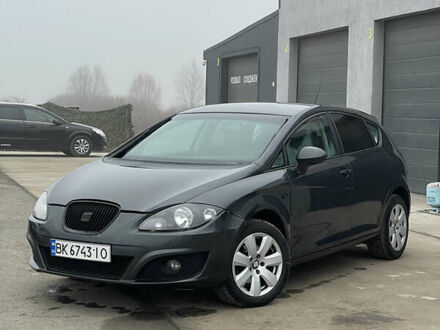 Серый Сеат Леон, объемом двигателя 1.39 л и пробегом 320 тыс. км за 6000 $, фото 1 на Automoto.ua