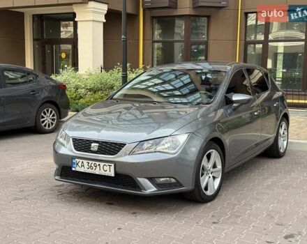 Сірий Сеат Leon, об'ємом двигуна 1.6 л та пробігом 243 тис. км за 8000 $, фото 1 на Automoto.ua