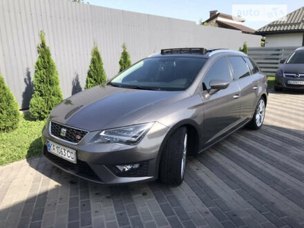 Сеат Leon 2014 у Києві на Automoto.ua Сірий Сеат Leon, об'ємом двигуна 2 л та пробігом 162 тис. км за 14700 $, фото 1 на Automoto.ua