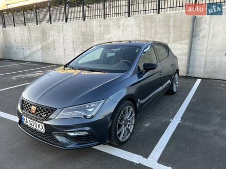 Сеат Леон 2019 в Киеве на Automoto.ua Серый Сеат Леон, объемом двигателя 1.98 л и пробегом 33 тыс. км за 26500 $, фото 1 на Automoto.ua