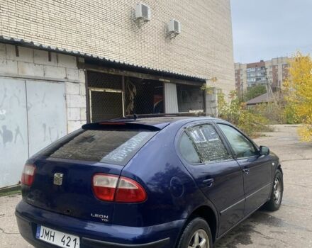 Синій Сеат Leon, об'ємом двигуна 1.9 л та пробігом 256 тис. км за 1350 $, фото 3 на Automoto.ua